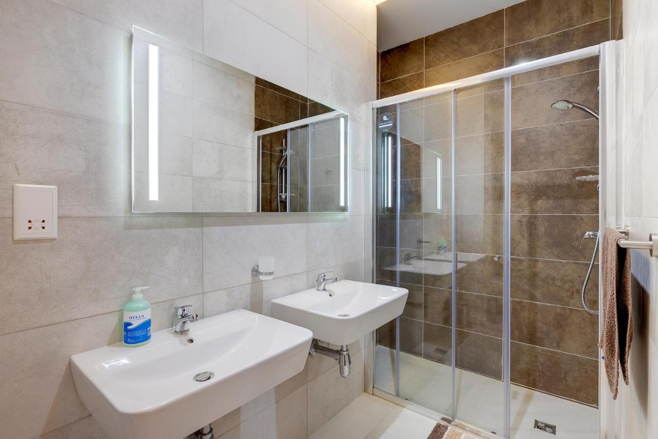 Spectacular Apartment Valletta And Harbour Views Sliema Exterior foto